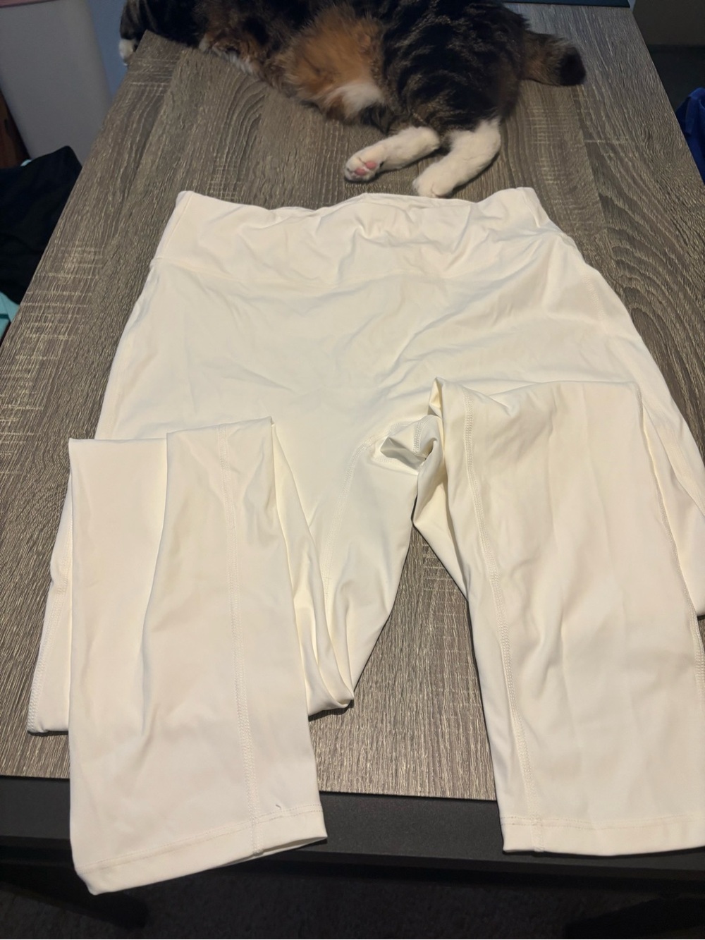 White High-Waist Athletic Leggings